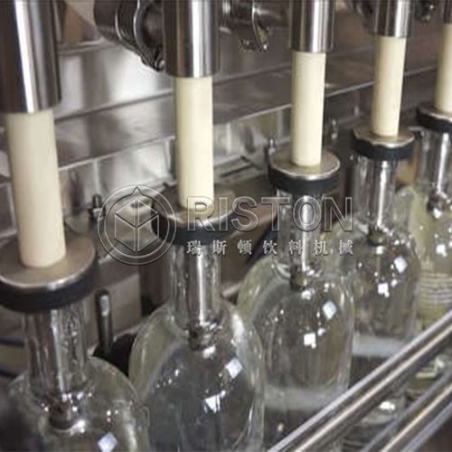 Four Screw Cap Glass Bottle Filling Machine